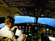 Boeing, cockpit, flyg, flygkapten, f�rarkabin, kapten, kommunikationer, luftfart, trafikflyg